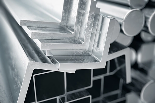 Różne rodzaje profili aluminiowych